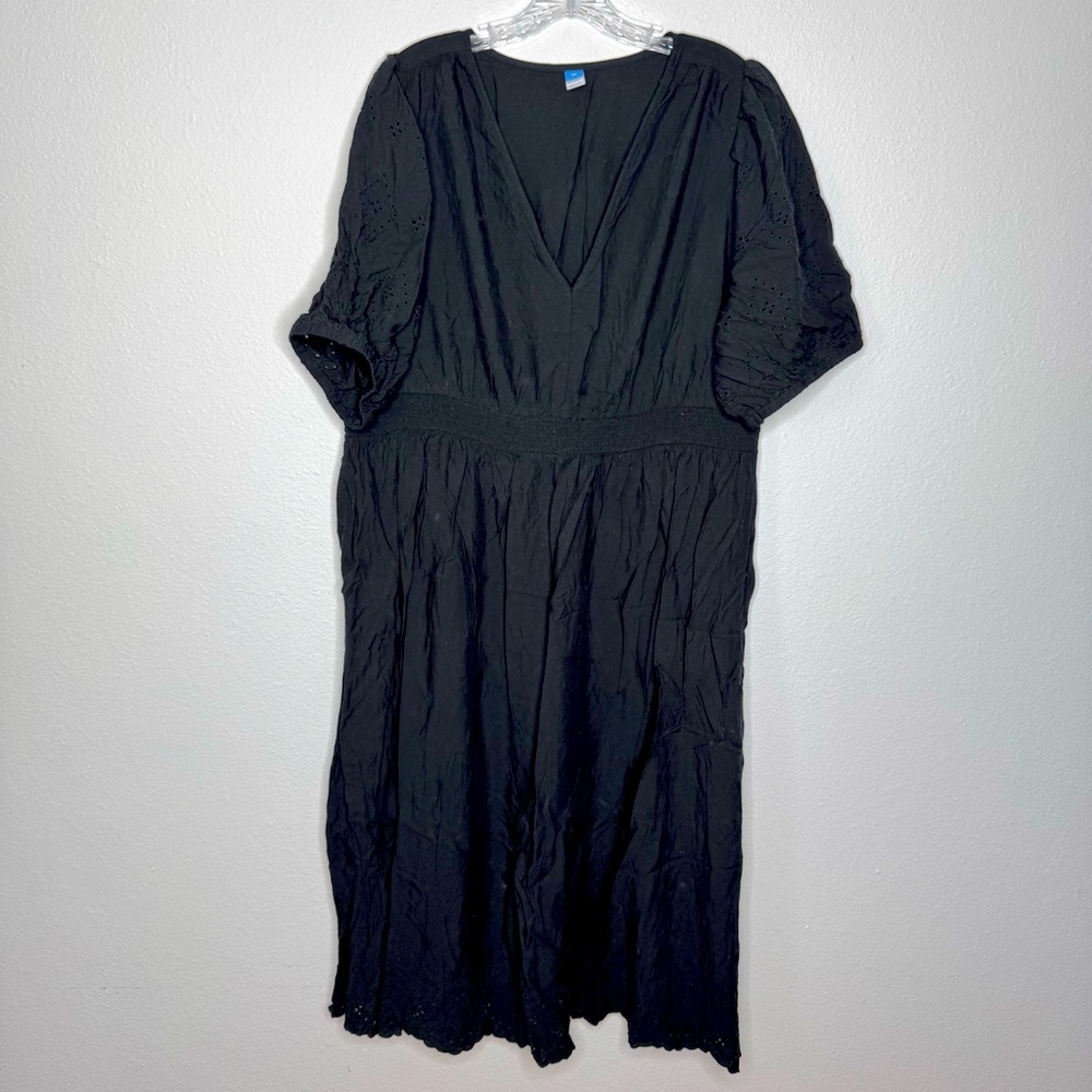 Old Navy Black A Line V Neck Eyelet Puffy Short Sleeve Cottagecore Dress Size 2X - Picture 1 of 10